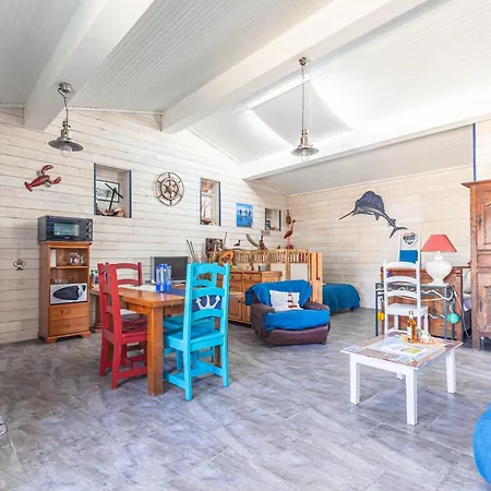 Petite Maison Typique *