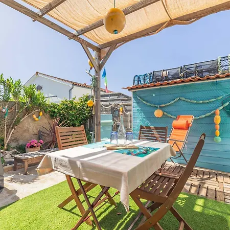 Petite Maison Typique Apartamento